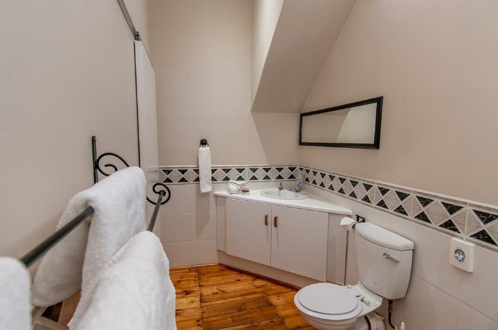 Lenore Guest House Порт Елизабет Екстериор снимка